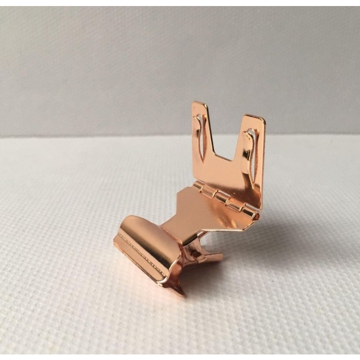 ที่หนีบราคาสินค้า ที่หนีบป้ายราคา ตัวหนีบป้ายราคา  ที่หนีบโชว์ราคาสินค้าเบเกอรี่ ( ราคาต่อ 1ชิ้น) - รูปที่ 4