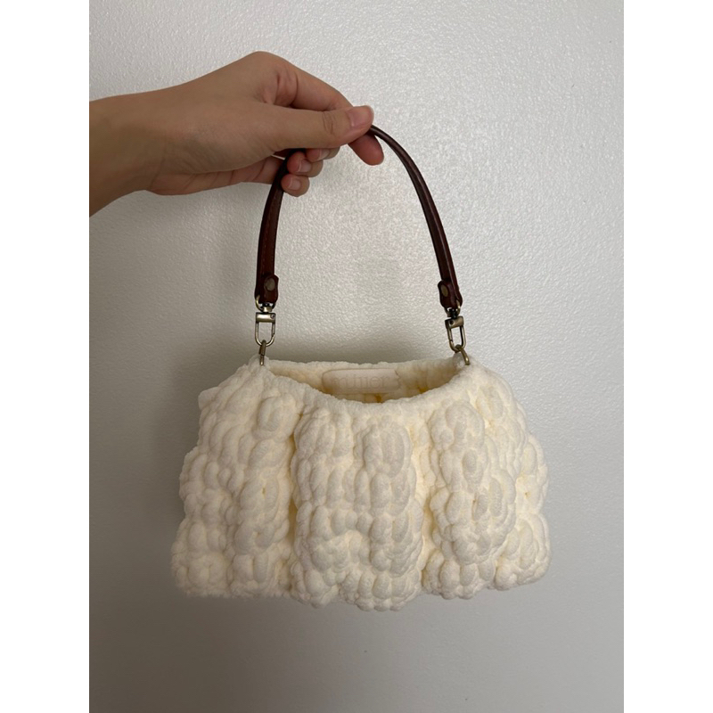 กระเป๋าถัก จากร้าน maison muller - รุ่น yuyee bag