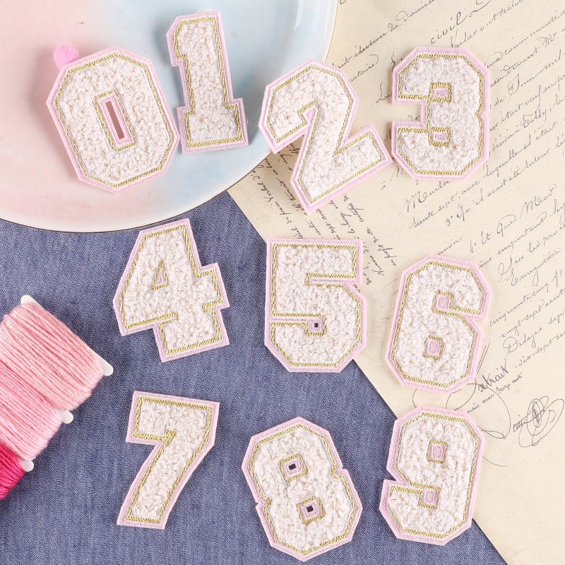 DIY ตัวเลขตัวรีด 0-9 ติดได้กับวัสดุที่เป็นผ้าได้หลากชนิดหรือนำไปเย็บเสื้อ/ผ้า/กระเป๋า งานปักละเอียด งานตกแต่งDIY ซ่อมผ้า