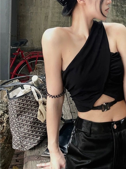 LINDEE 2180 เสื้อผ้าแฟชั่น สาวสายฝอ แต่งเข็มขัดเท่ๆ งานแฟชั่น เซ็กซี่ ผ้่านิ่ม งานเข้ารูป ผ้ายืดตามตัว