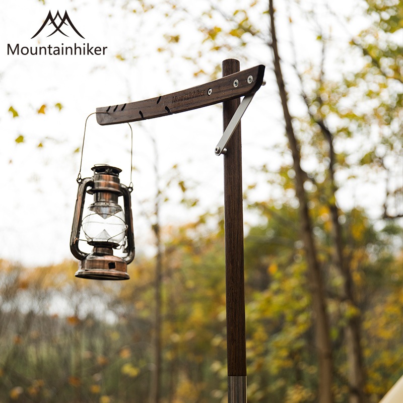 เสาแขวนตะเกียงแบบปักดิน Mountainhiker แนวคลาสสิค วินเทจทำจากไม้โอ๊คเนื้อแข็ง (พร้อมส่ง)