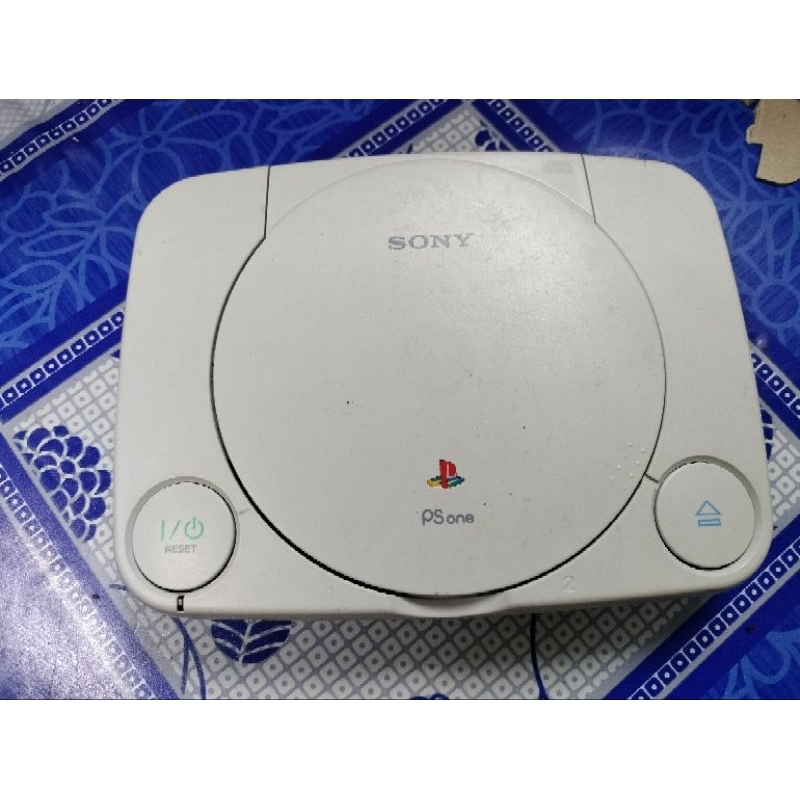 PS1 ชุดพร้อมเล่น ตีเป็นอะไหล่ แผ่นอ่านช้า แนะนำให้เปลี่ยนหัวอ่าน