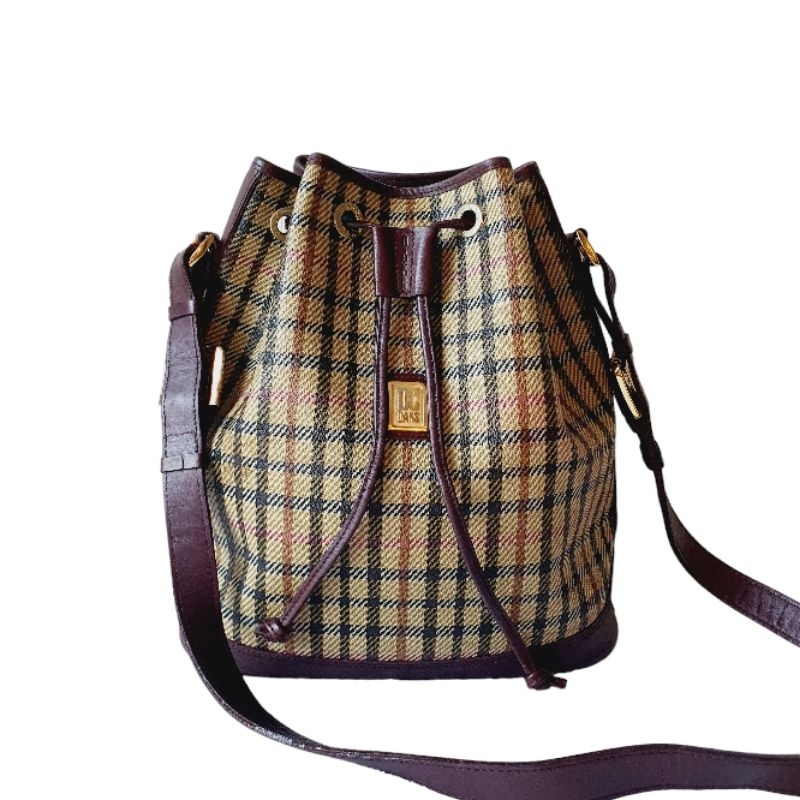 Daks 👜กระเป๋าสะพายหลายสี กระเป๋ามือสอง