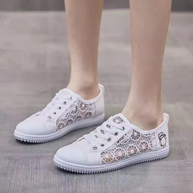 ฤดูร้อนรองเท้าสีขาวผ้าใบNO.M005.ลูกไม้ระบายอากาศ รองเท้ากลวงแบนนักเรียนรองเท้าตาข่ายลูกไม้ป่าวิ่งรองเท้าผู้หญิง พร้อมส่ง
