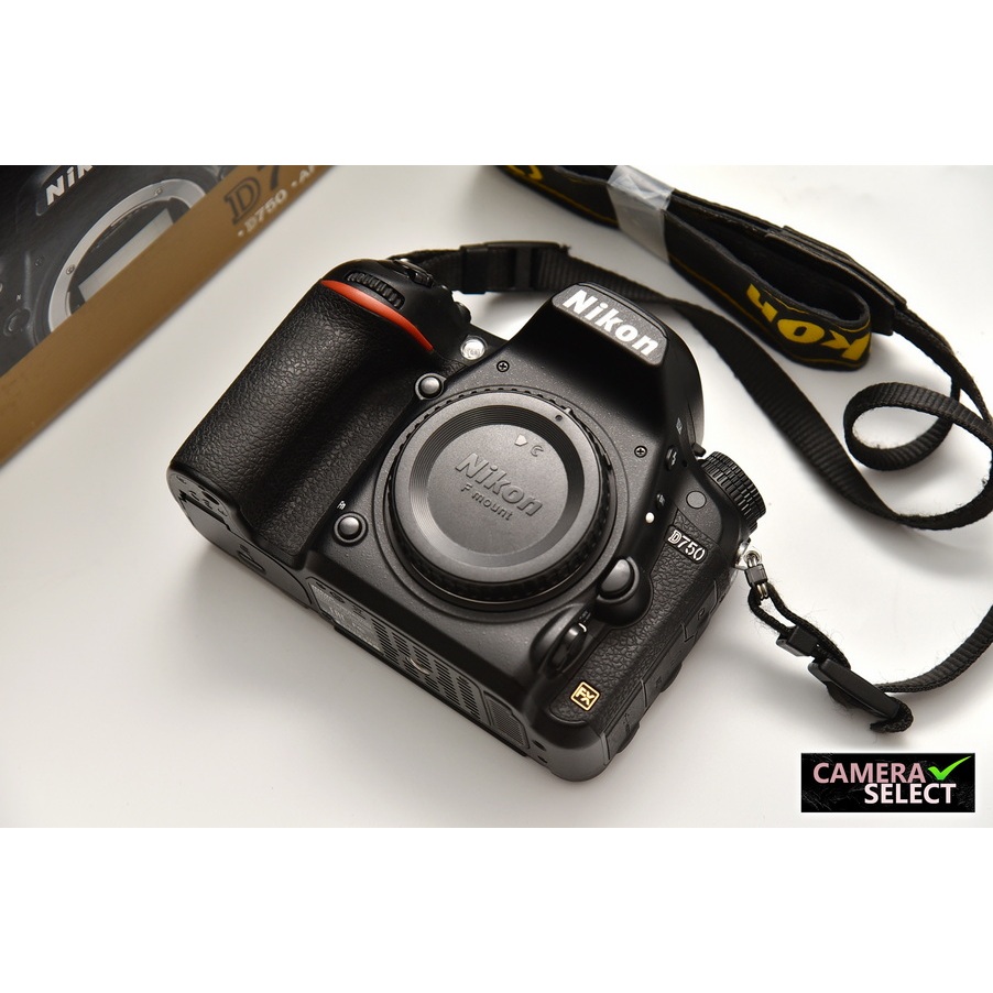 (มือสอง)กล้อง Nikon D750 bodyส ภาพสวย ใหม่มาก 9/10 ชัตเตอร์ 9xxx อดีตประกันร้าน ใช้งานปกติ  ของครบกล่อง