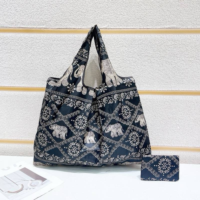 พร้อมส่ง: กระเป๋าช้อปปิ้งถุงผ้าลายช้างไทยผ้าร่ม เนื้อผ้าหนา ขนาด58x42cm