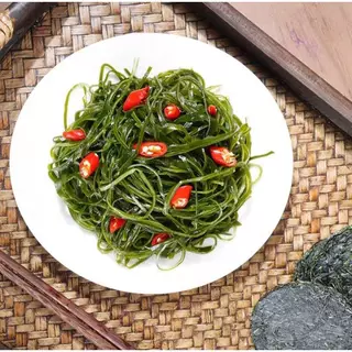 [พร้อมส่ง] สาหร่ายวากาเมะ ใบวากาเมะ สาหร่ายทะเลอบแห้งอัดก้อนกลม Dried Seaweed 海带丝 裙带菜 1ห่อกินได้ทั้งครอบครัว