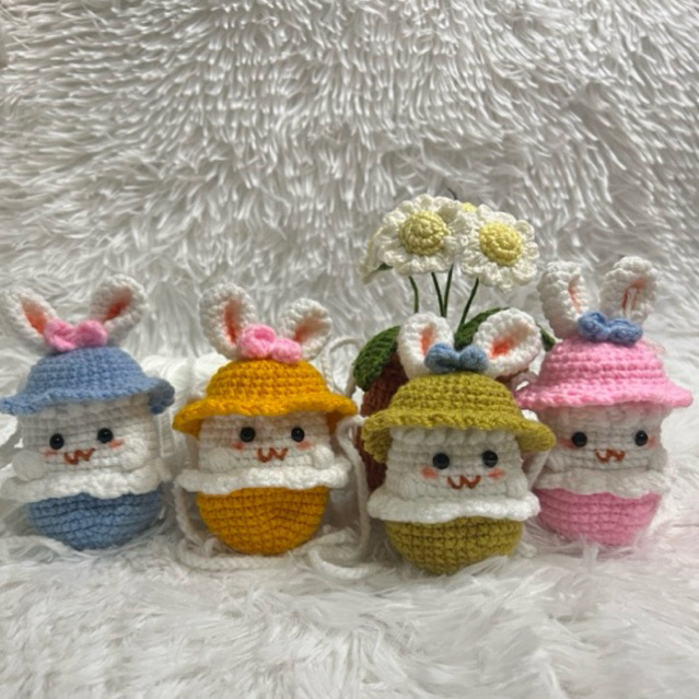 เคสยาดมหงษ์ไทยไหมพรม25 gแก๊งน้องกระต่ายกระเช้ามีสายคล้องคอ