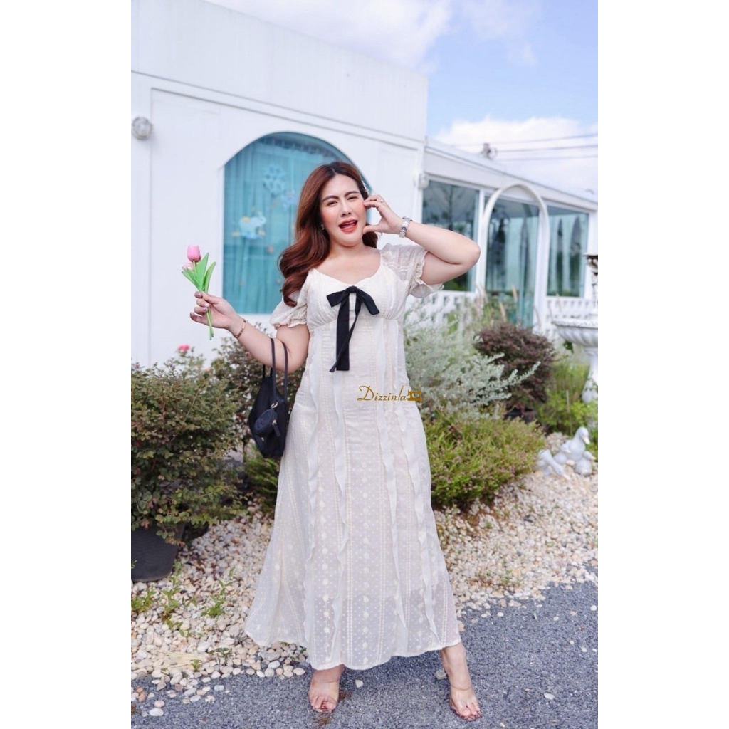 Dz253-แม็กซี่เดรสสีครีมปักลายดอกไม้