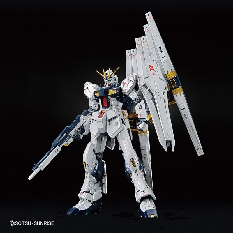 [พรีออเดอร์] RG 1/144 Gundam Base Limited Nu Gundam [Titanium Finish][GBT][BANDAI]