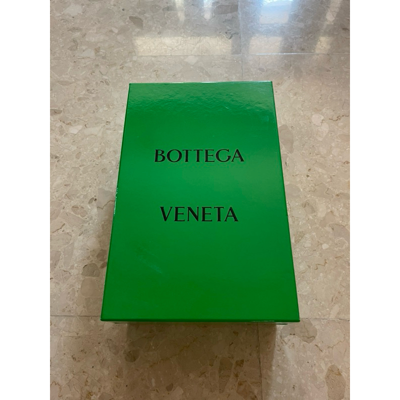 กล่องใส่รองเท้า Bottega ของแท้100% หนาอย่างดี