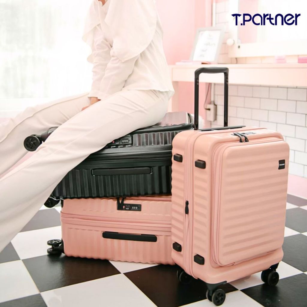 [รับประกัน3ปี ] Tpartner กระเป๋าเดินทางล้อลาก รุ่น Pro Series เฟรมซิปฝาเปิดหน้า ซิปขยายข้าง วัสดุPC100% ล้อ Hinomoto แท้