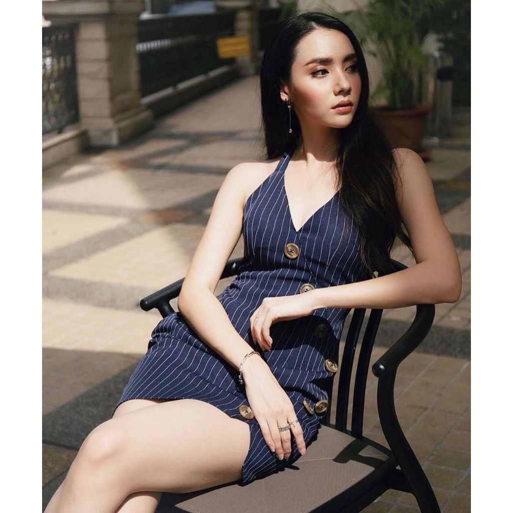 (New) Kimber เดรสลายทางคล้องคอเปิดหลัง สีน้ำเงิน Kimber Navy Dress 09