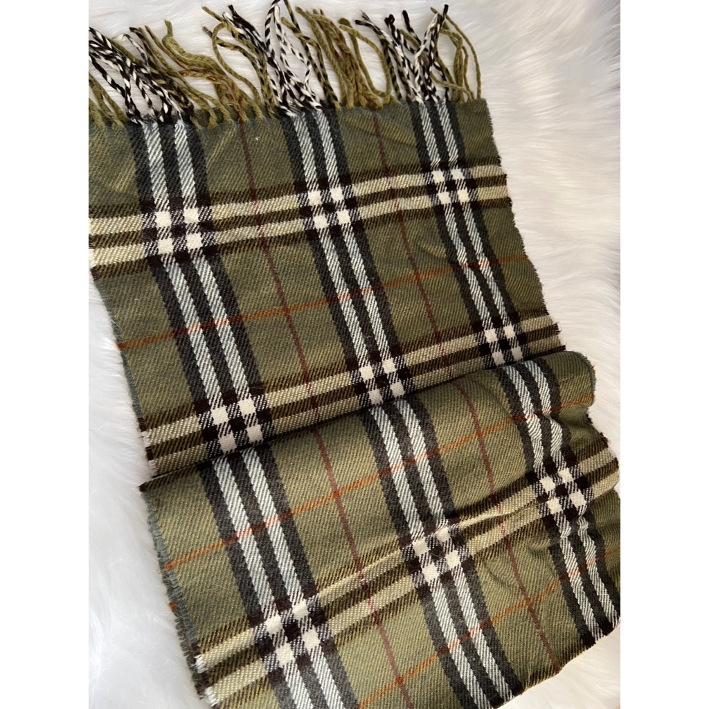 แท้💯% Burberry Scarf ผ้าพันคอ