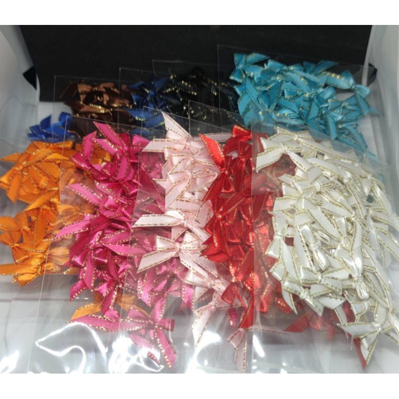โบว์จิ๋วขอบทองแพค50ชิ้น ริปบิ้นผ้าขอบทอง 20฿พร้อมส่ง