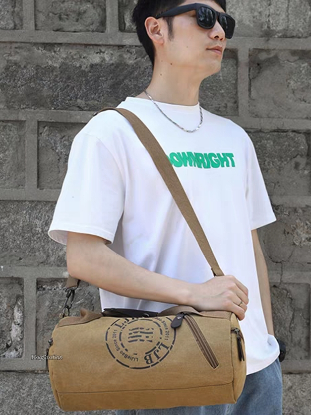 กระเป๋าสะพายผ้าแคนวาสทรงหมอนกลมเซอร์ๆแนวๆ สุดเทห์