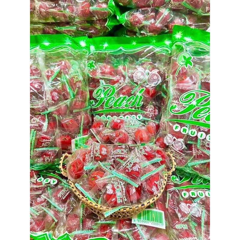 ท้อแดง (ลูกพีชแช่อิ่ม)  รสชาติ หวานอมเปรี้ยว กรอบๆ จิ้มพริกเกลืออร่อยมาก •ถุงละ 1 kg (ประมาณ60-65 เม็ด)