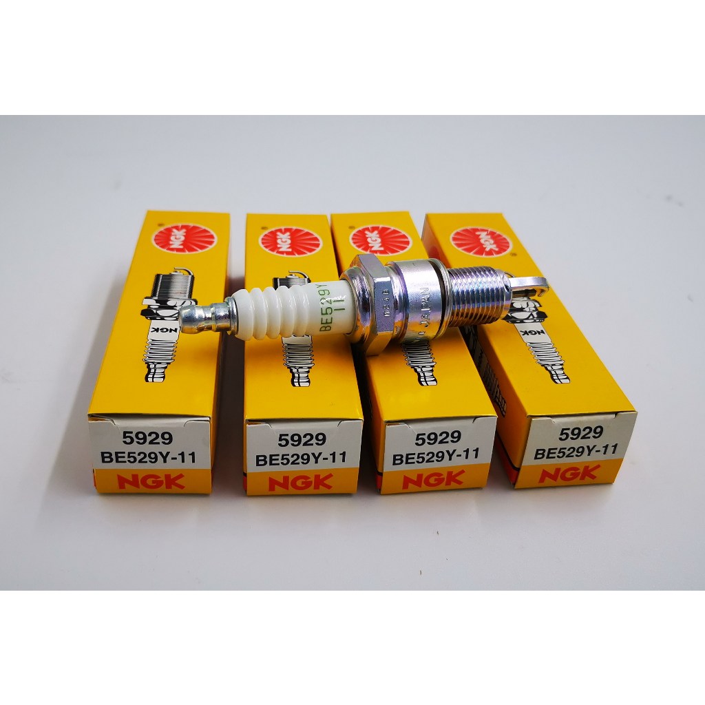 SET 4ตัว หัวเทียน(เขี้ยวยาว) รหัสหัวเทียน BE529Y-11 เครื่อง Toyota 3K 4K 5K KE70 NGK