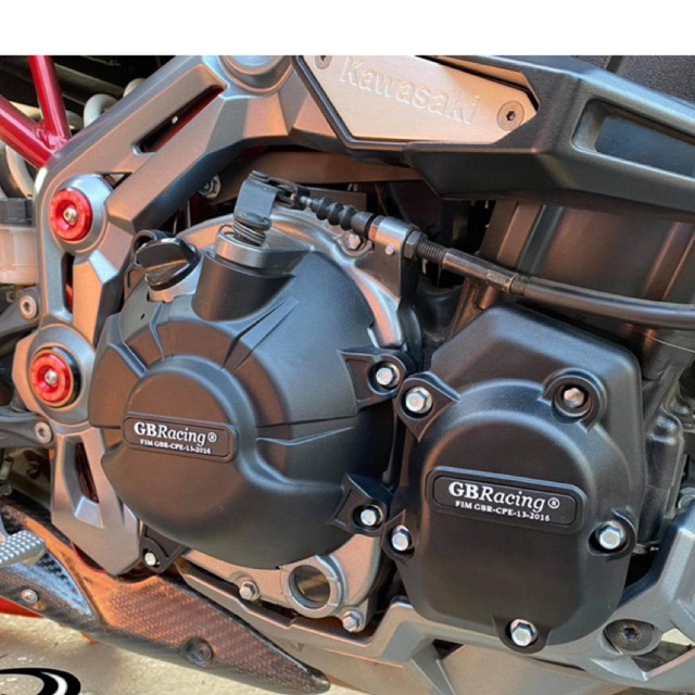 การ์ดแคร้งทรง GB Racing Z900