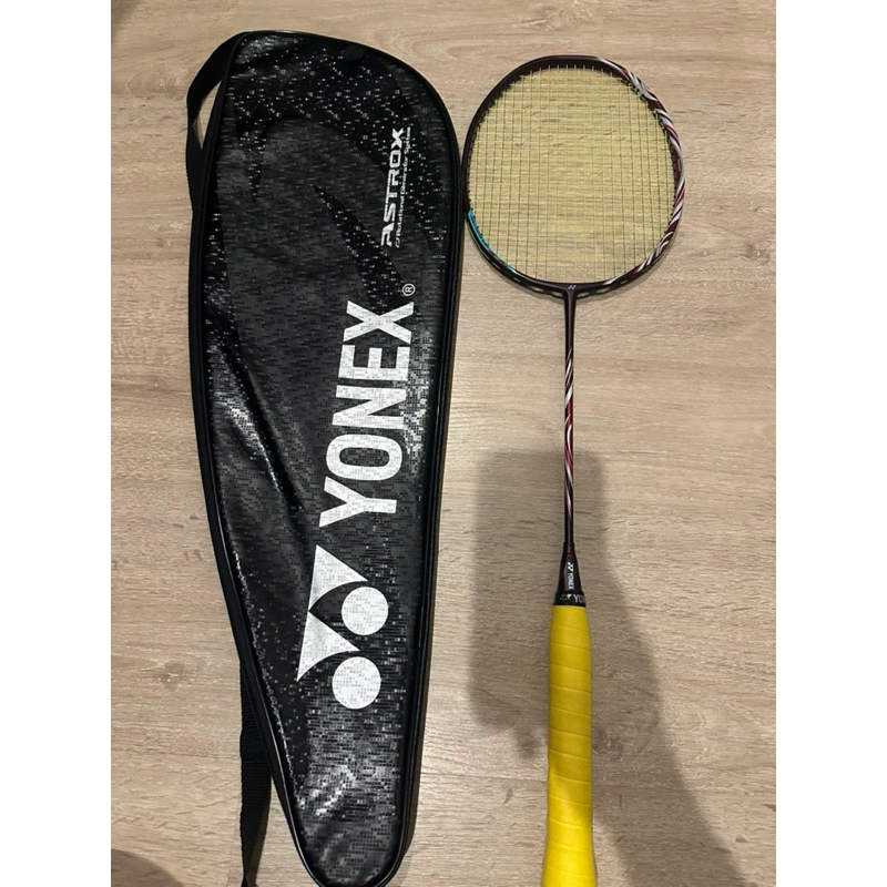Yonex Astrox 100zz (มือสอง สภาพใหม่)