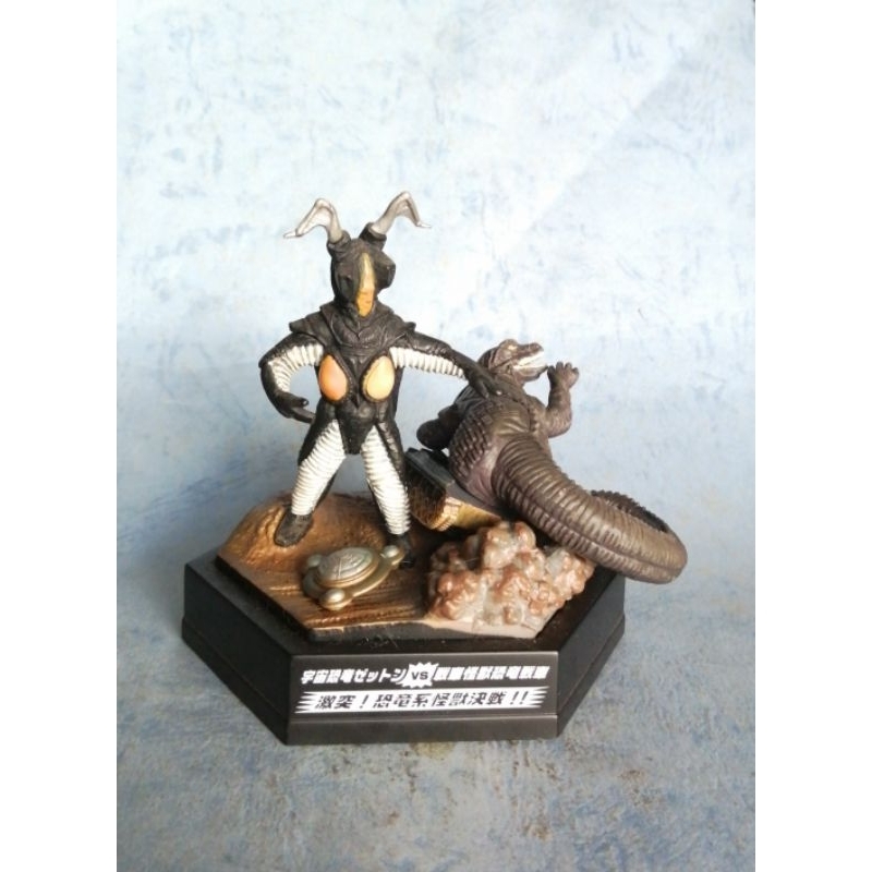 ZETTON​  vs DINO​ TANK​ / BANDAI​ 2006​