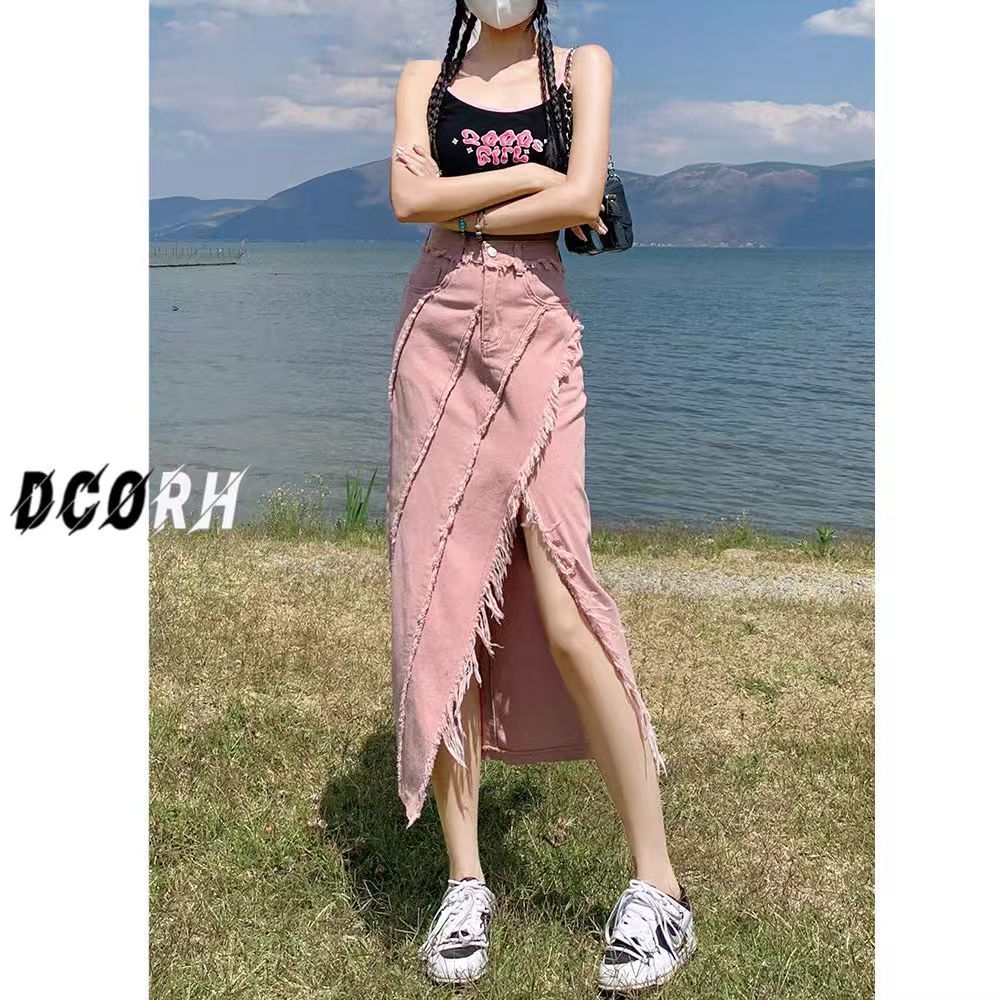 กระโปรงยีนส์สีชมพู เอวสูงเพื่อแสดงความผอม