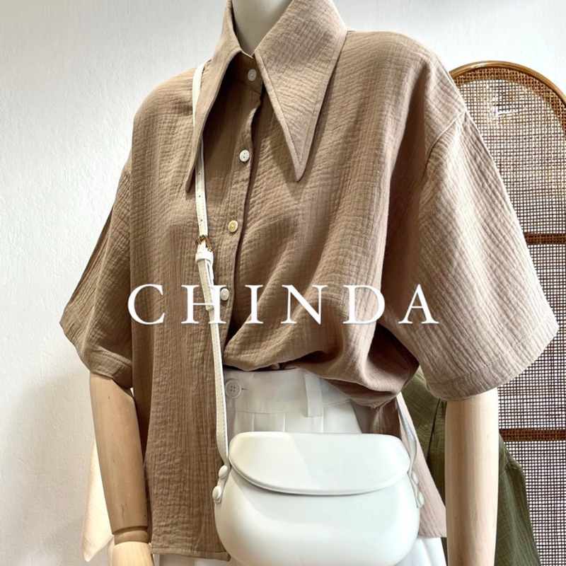 chinda รุ่น domo domo 🪿🪿 เสื้อเชิ๊ตแขนสั้นผู้หญิง ผ้าสาลูญี่ปุ่น ✨