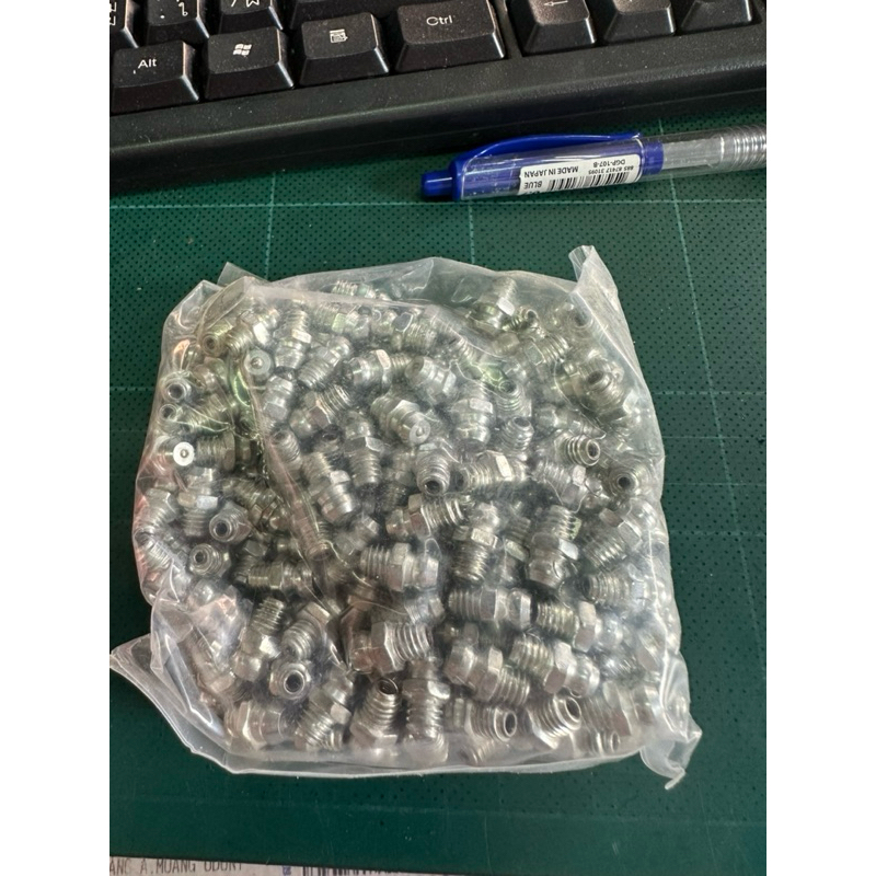 หัวอัดจาระบี ตรง 6มิล ยกกล่อง200ตัว