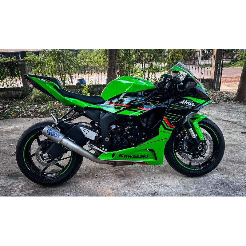 ZX6Rชุดท่อสลิปออนแสตนเลส2.5”พร้อมปลายกระบอกไทเทเนี่ยม