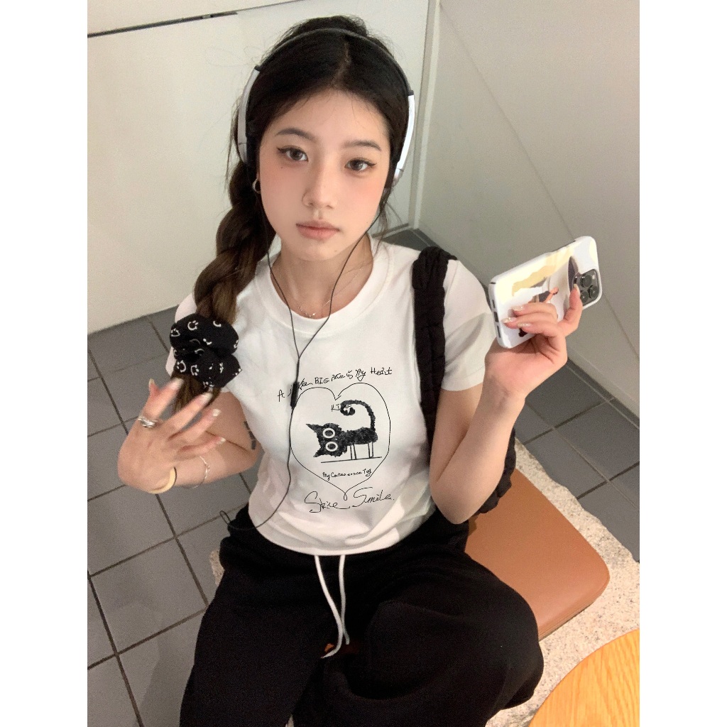 KAIMANB เสื้อครอป y2k แขนสั้นสีขาว t -shirt girl ส่งตรงเวลา