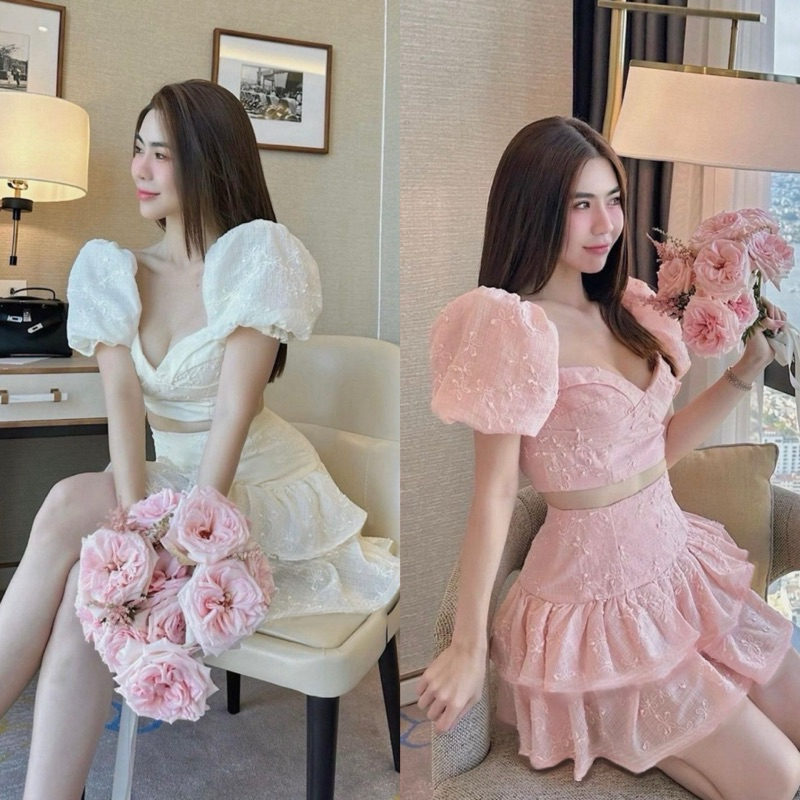 Teera พร้อมส่ง ชุดเซต2ชิ้น เสื้อแขนตุ๊กตาด้านหลังสมอค+กระโปรงระบายสองชั้นเอวยางยืดหลัง ซับในทั้งตัว
