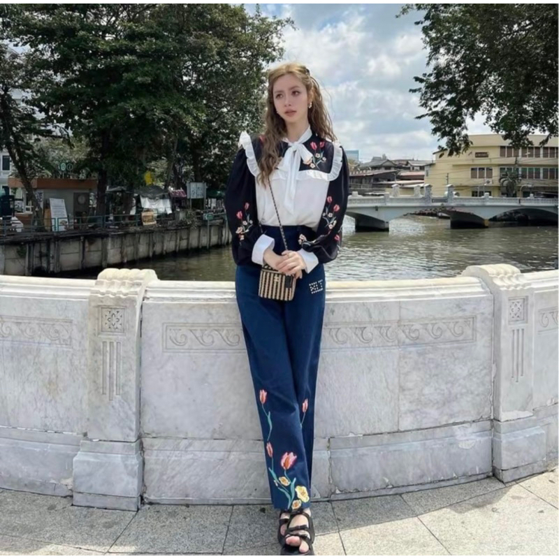 BLT BRANDไซส์XL เซ็ทเสื้อแขนยาวกางเกงยีนส์ปัก