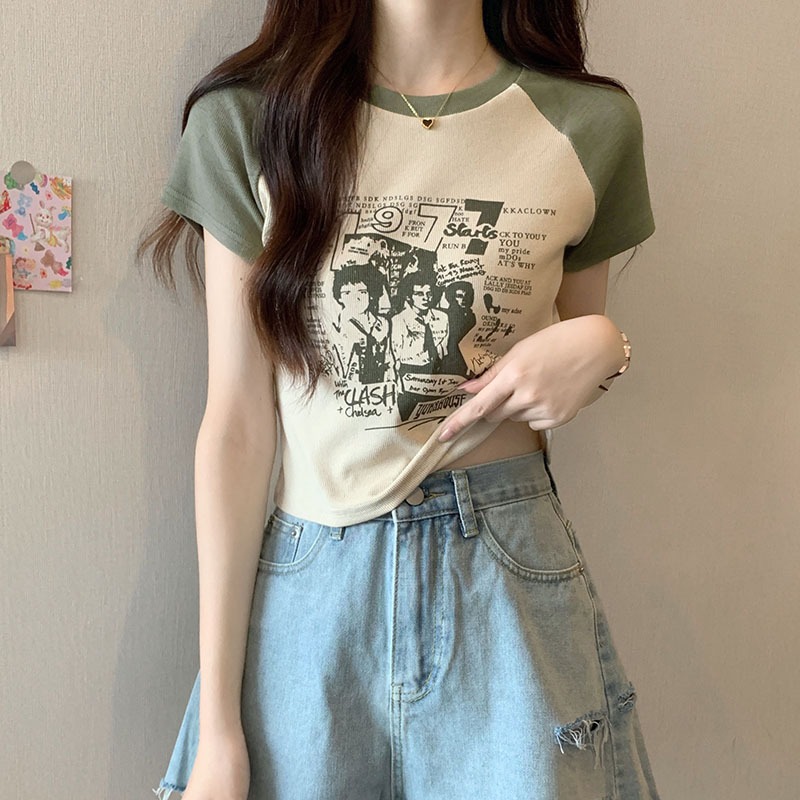 เสื้อครอปน่ารักสไตล์เกาหลี เสื้อผ้าสาวอวบแฟชั่น เสื้อยืดสวยๆผู้หญิงฤดูร้อนใหม่ เข้ารูปทรง สกรีน พิมพ์ลายวินเทจ กําลังฮิต ราคา ถูกที่สุด ดีลบีเคเค แกลเลอรีภาพที่ 2