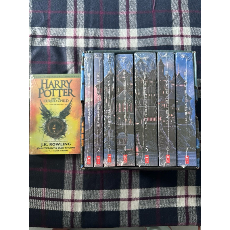 Boxset Harry Potter 8 เล่ม มือ1 ไม่แกะซีล (ภาษาอังกฤษ)