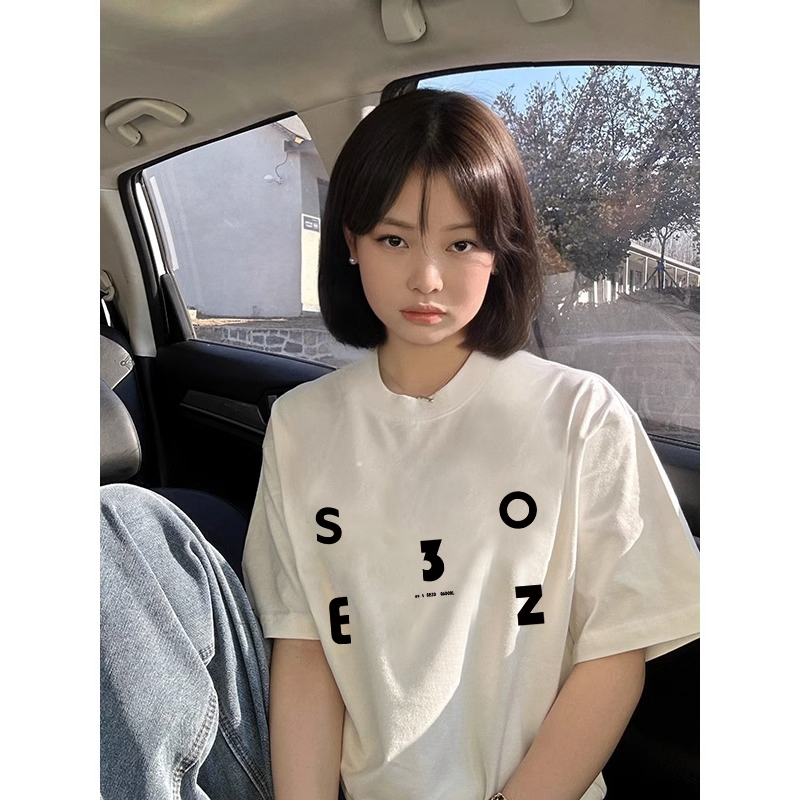 yout-trend เสื้อยืดแฟชั่น สไตล์เกาหลีลำลอง oversize สกรีนตัวอักษรเล็กมินิมอล ผ้าคอตตอนนิ่มมากๆ 3สี 1