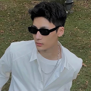 [จัดส่งรวดเร็ว]แว่นกันแดดแฟชั่นผู้หญิงเกาหลีกรอบสี่เหลี่ยมฮิปฮอปย้อนยุคป้องกันรังสียูวีชากรอบสีแว่นตาเครื่องประดับแฟชั่น