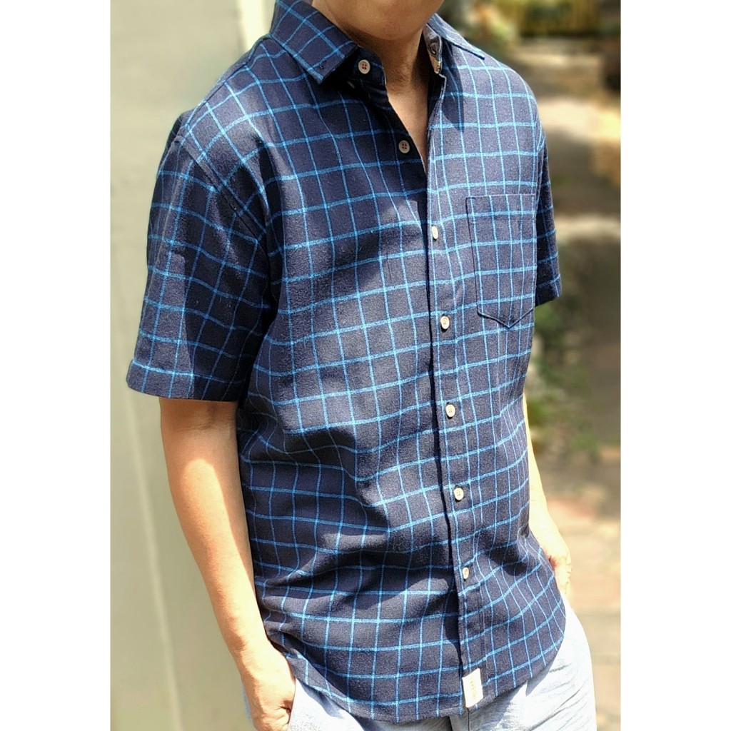 เสื้อเชิ้ตแขนสั้น คอปก ผ้า Cotton ฟอกนุ่ม ลายตาราง สีกรมฟ้า มีไซส์ S-4XL