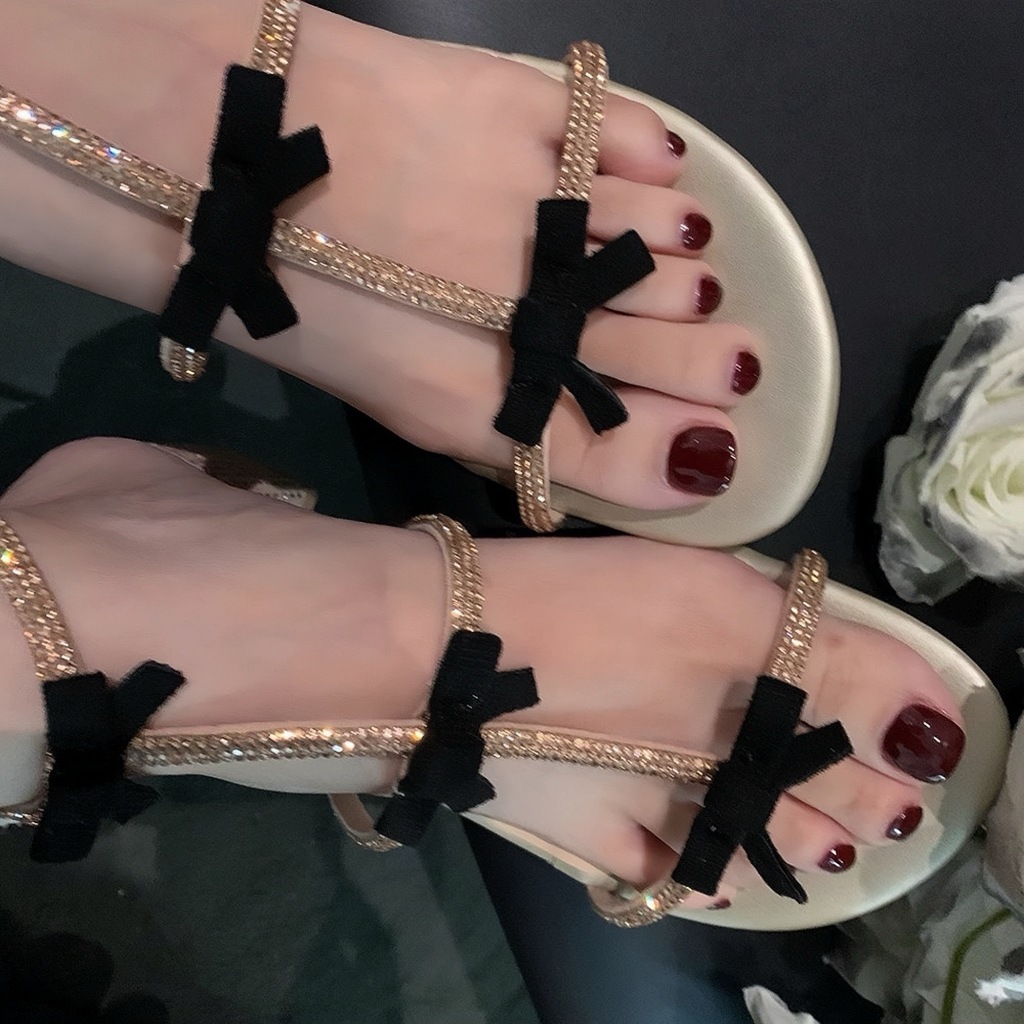 size 34-39 ❌พร้อมส่ง ส่งไว❌รองเท้ารัดส้นเพชร ดีเทลโบว์ดำ เพชรวิ้งค์ สูง 1.5 นิ้ว งานตามหา