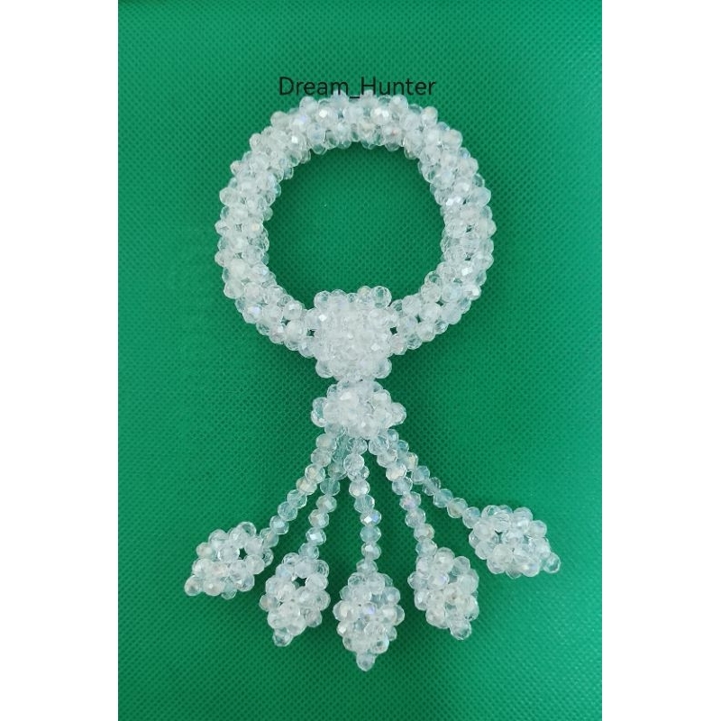 พวงมาลัยคริสตัล​ สีขาว​ (Size​ M)​