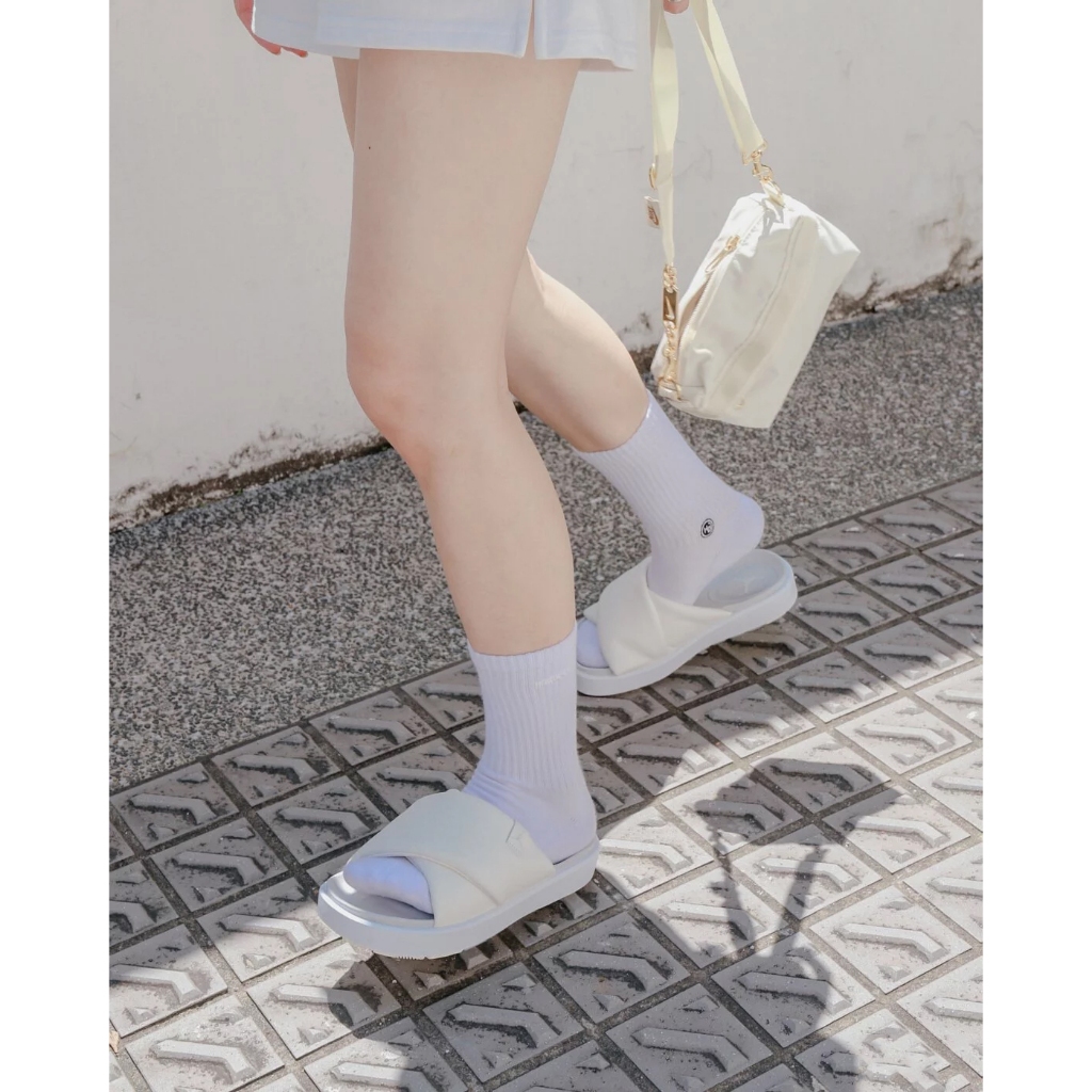 Nike ไนกี้ รองเท้าแตะ W Jordan Sophia Slide Light Soft Pink DO8863-660 (3200)
