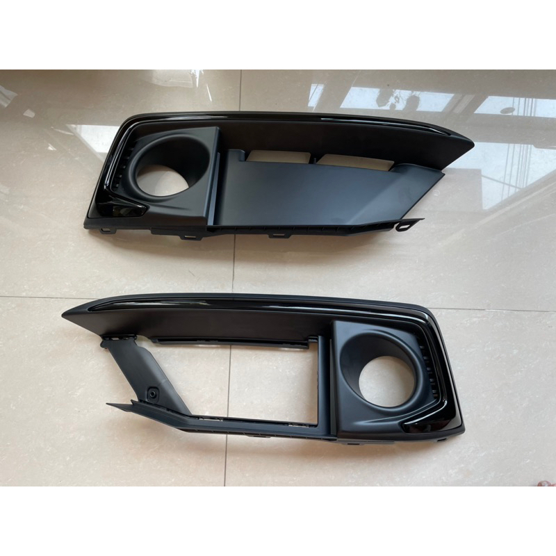 ฝาครอบตัดหมอก civic fc mc RS ตัว 4 ประตู ปี 2019-22 ของแท้ มือหนึ่ง