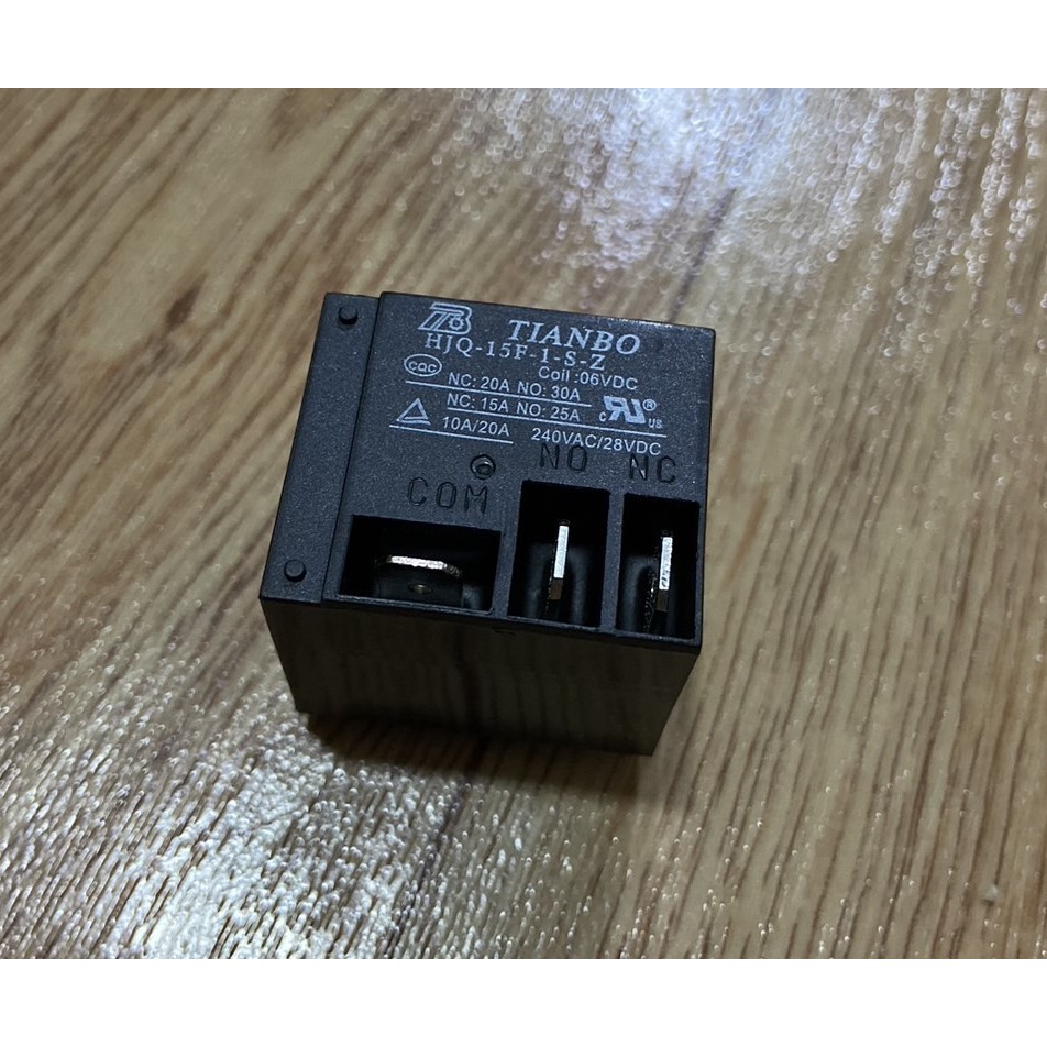 Relay HJQ-15F-1-S-Z TIANBO คอนเทก2ทาง รีเลย์เครื่องทำน้ำอุ่นไฟฟ้า,  รีเลย์เครื่องปรับอากาศ 30 A 4ขา 