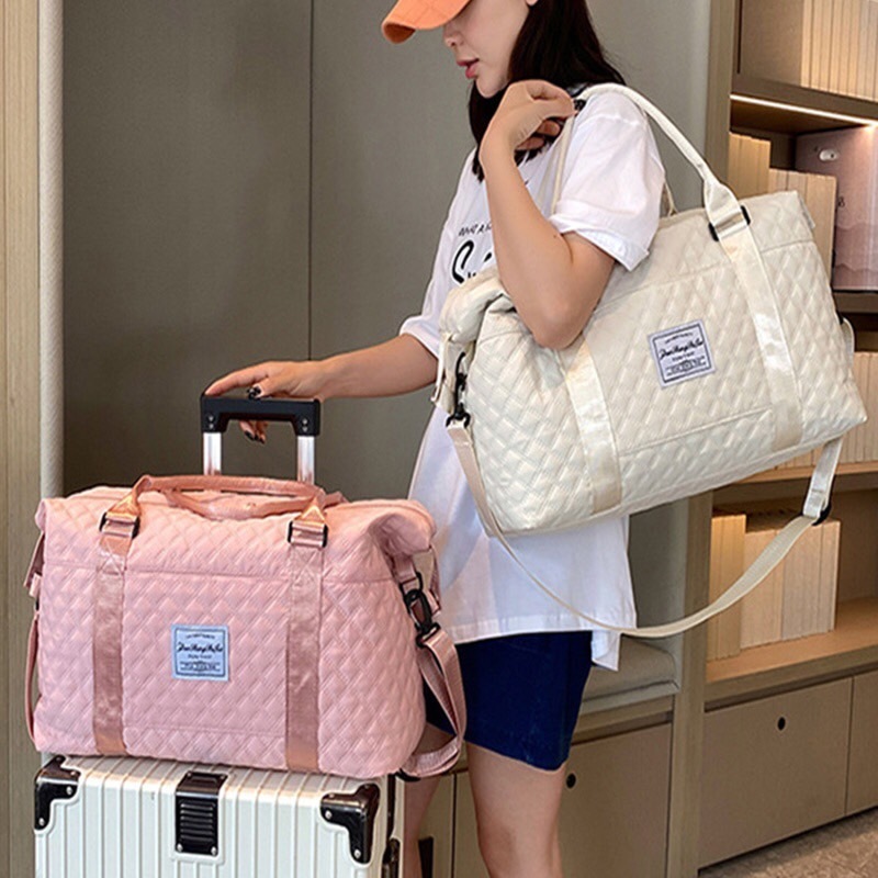 กระเป๋าเดินทางแฟชั่น carry on ขึ้นเครื่องได้ น้ำหนักเบา พกพาสะดวก กันน้ำ ขยายได้ ใส่ของเยอะ ร มีหลายสี    L31