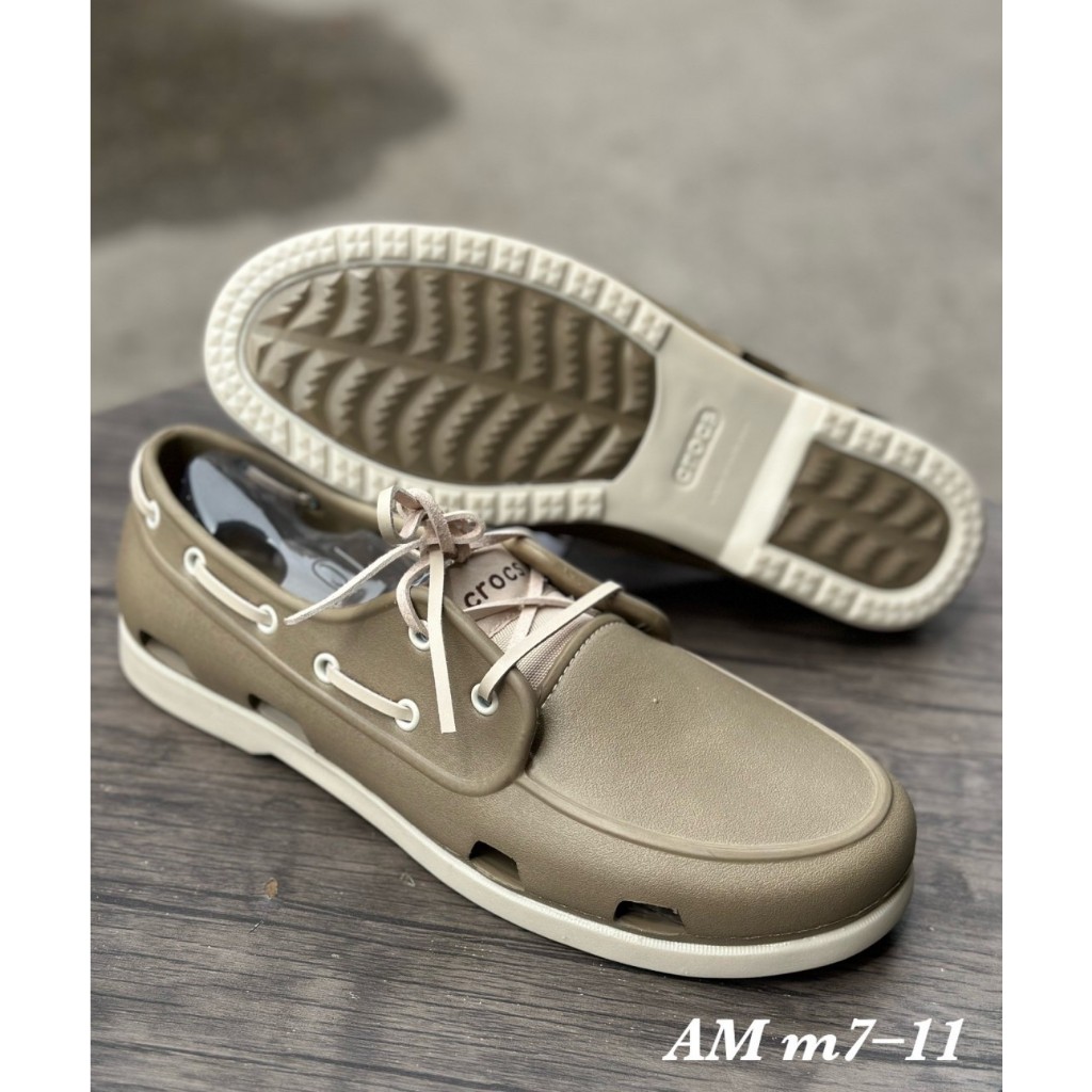Crocs Santa cruz Walu รองเท้าแตะสวมผู้ชายและผู้หญิ่ง6สีสวยๆน้ำหนักเบาพื้นนี่มใส่สบายทันสมัย พร้อมส่งในไทย