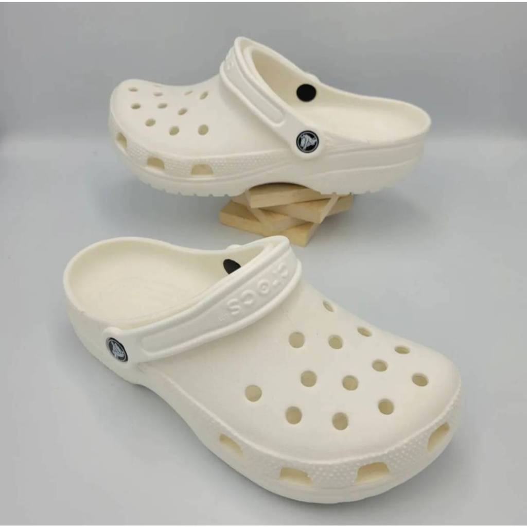 รองเท้า Classic Crocs Clog หิ้วนอก ถูกกว่าshop✨(สินค้าพร้อมจัดส่งจากไทย)✨Buy 1 pair free 2 Jibbitzs