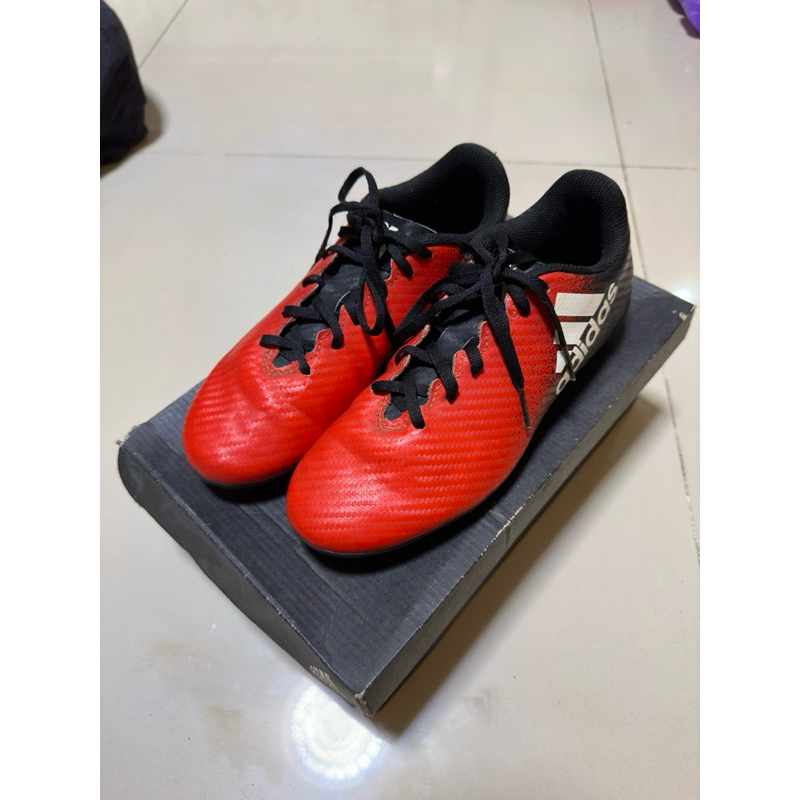 รองเท้าฟุตบอลเด็กมือสอง สภาพดี แบรนด์Adidas รุ่น X แท้100% size 3.5us พื้นไม่สึก ใช้งานได้ปกติ เหมาะ