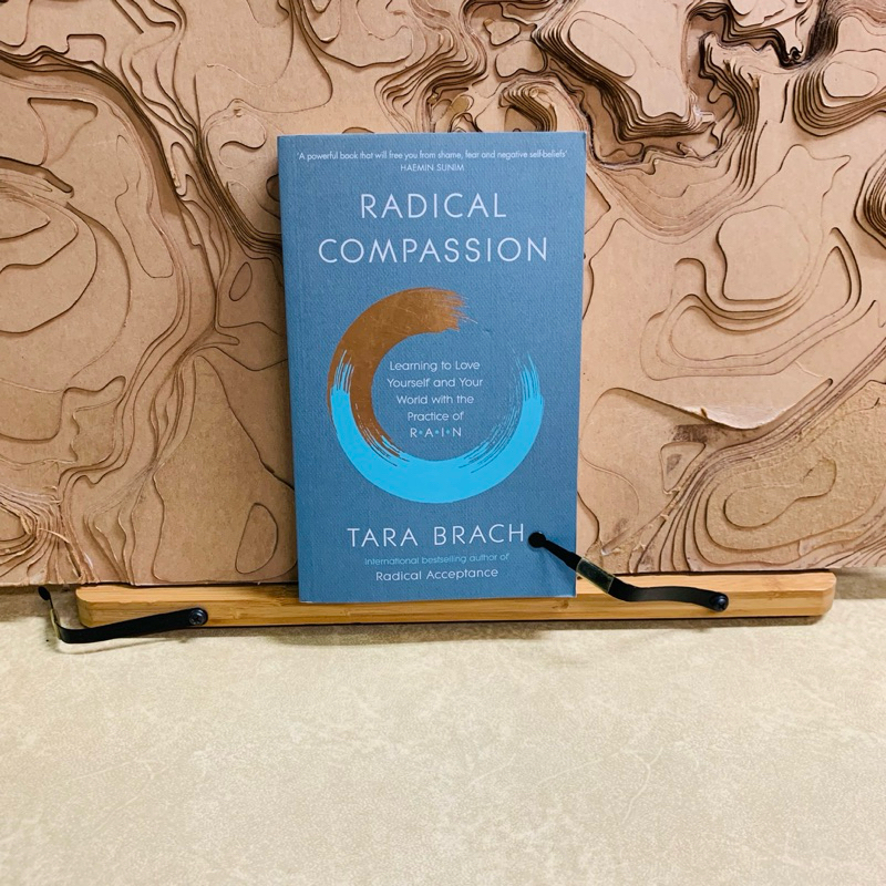 ฌ584 RADICAL COMPASSION