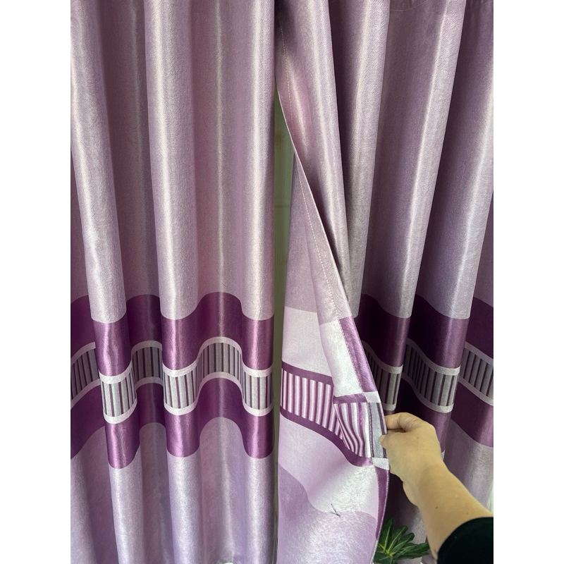 แนะนำ ผ้าม่าน ผ้าม่านทูโทนสีชมพู  นื้อผ้ากำมะหยี่ทอลาย มีคุณสมบัติกันแสง 80% ผ้าเนื้อหนามีลวดลายสวยงาม ราคาพิเศษ มีเก็บเงินปลายทาง