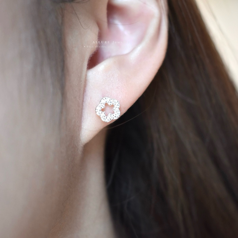 ต่างหูเงินแท้ 925 ประดับเพชร CZ Swiss diamond [ Butter Cup - Allure Jewelry ]