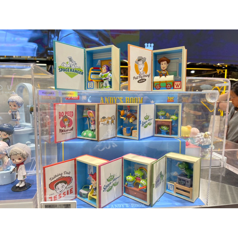 Toy Story: Andy's Room Series Scene Setsแบบสุ่มพร้อมส่งในไทย
